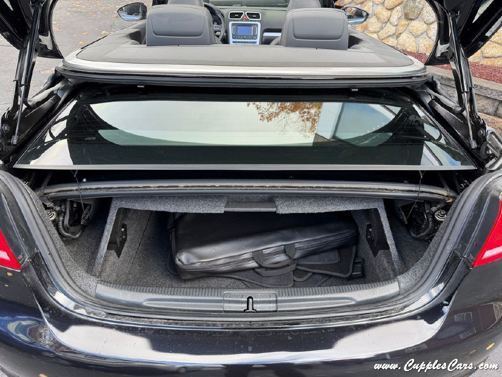 2015 Volkswagen Eos Image 8