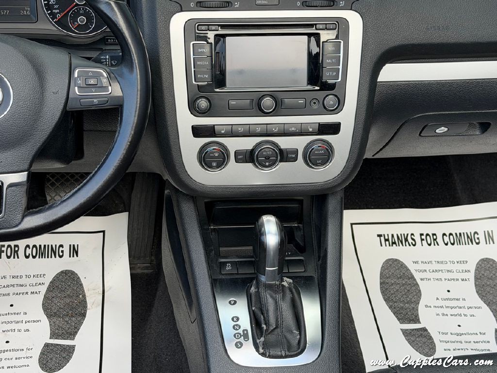 2015 Volkswagen Eos Image 18