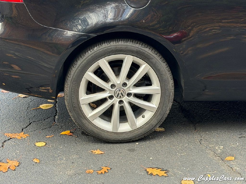 2015 Volkswagen Eos Image 33