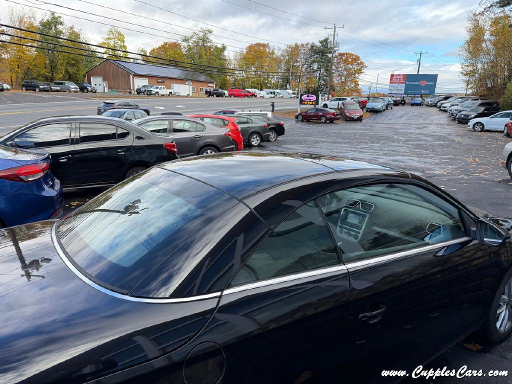 2015 Volkswagen Eos Image 38