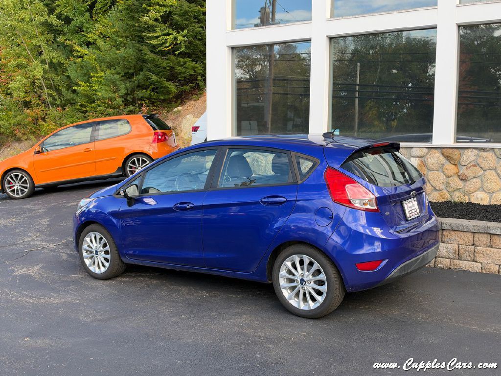 2014 Ford Fiesta Image 2