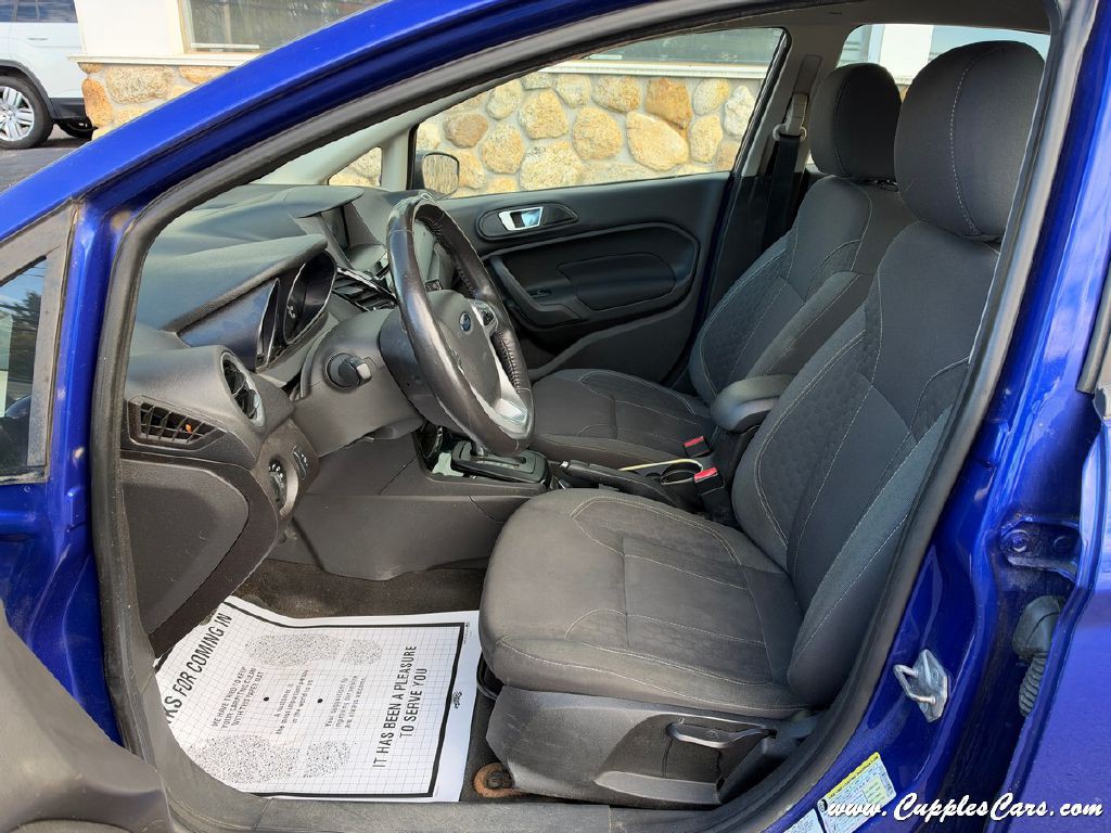 2014 Ford Fiesta Image 3