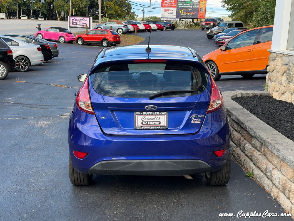 2014 Ford Fiesta Image 9