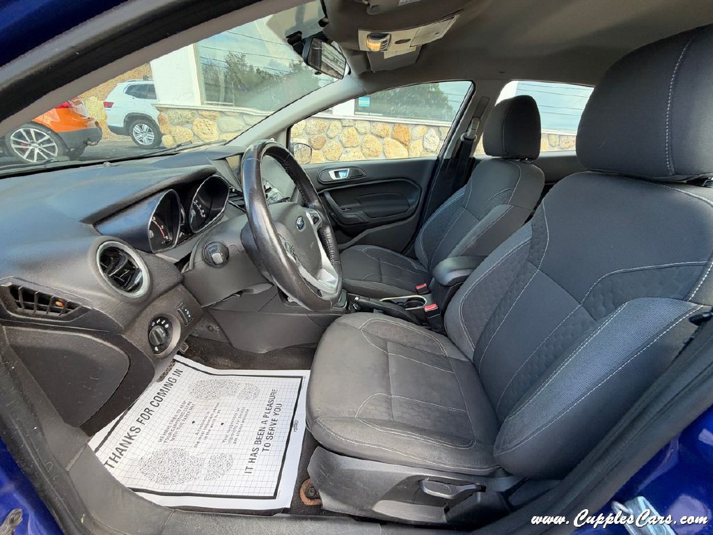 2014 Ford Fiesta Image 22