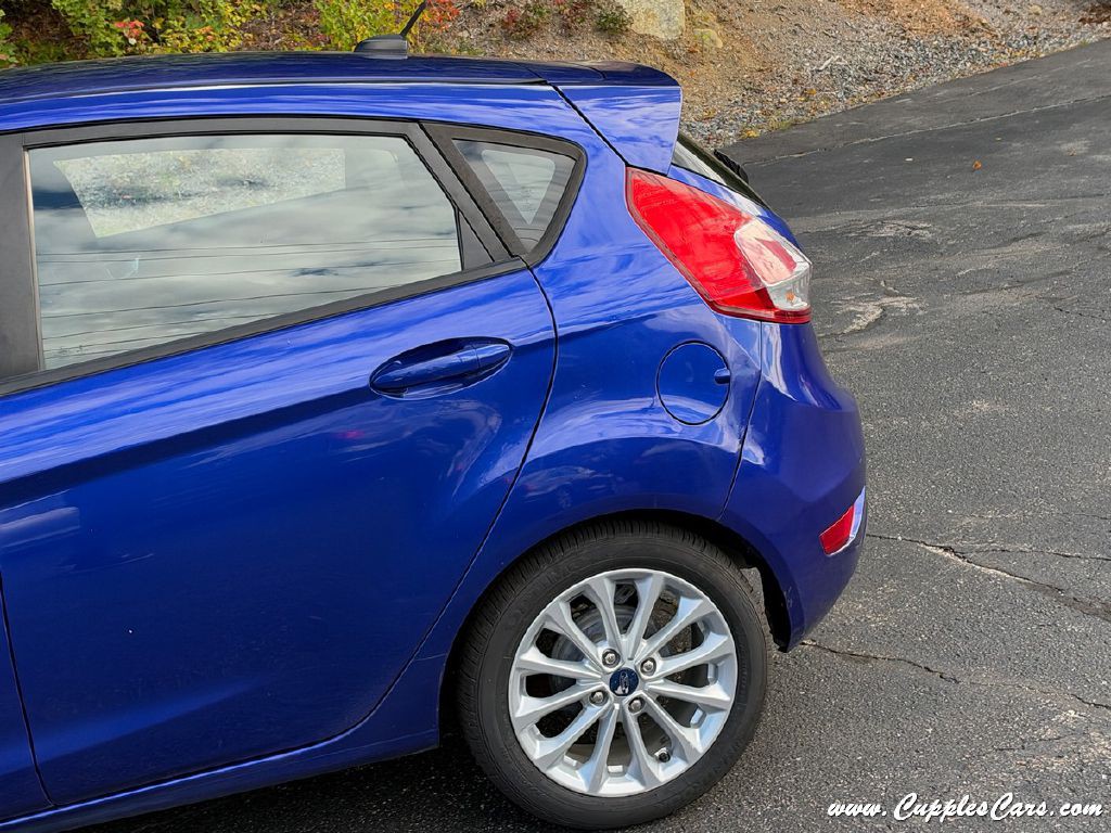 2014 Ford Fiesta Image 27