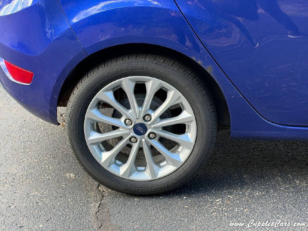 2014 Ford Fiesta Image 34