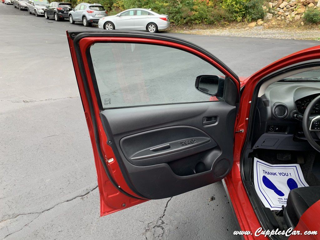 2019 Mitsubishi Mirage Image 5