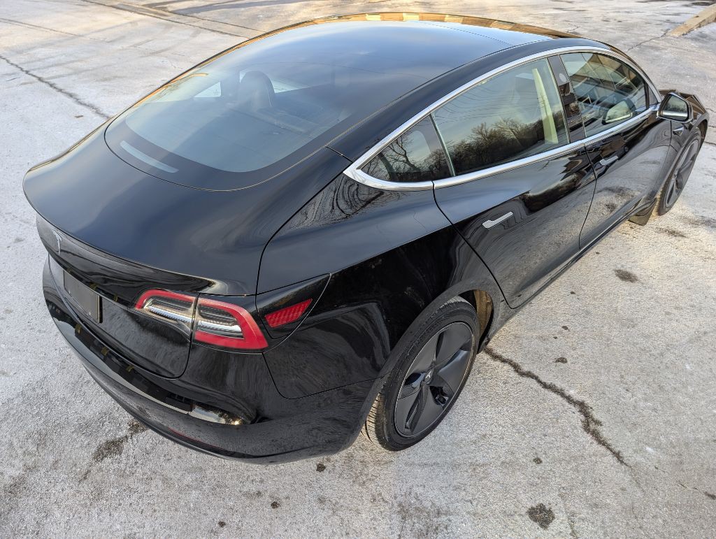2019 Tesla Model 3 Image 12