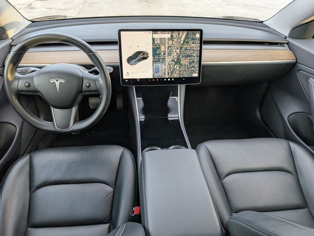 2019 Tesla Model 3 Image 15
