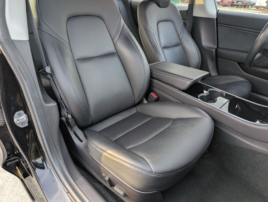 2019 Tesla Model 3 Image 21