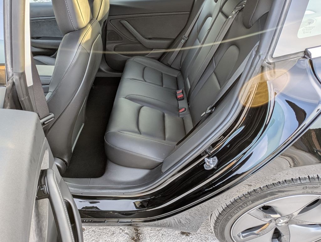 2019 Tesla Model 3 Image 22
