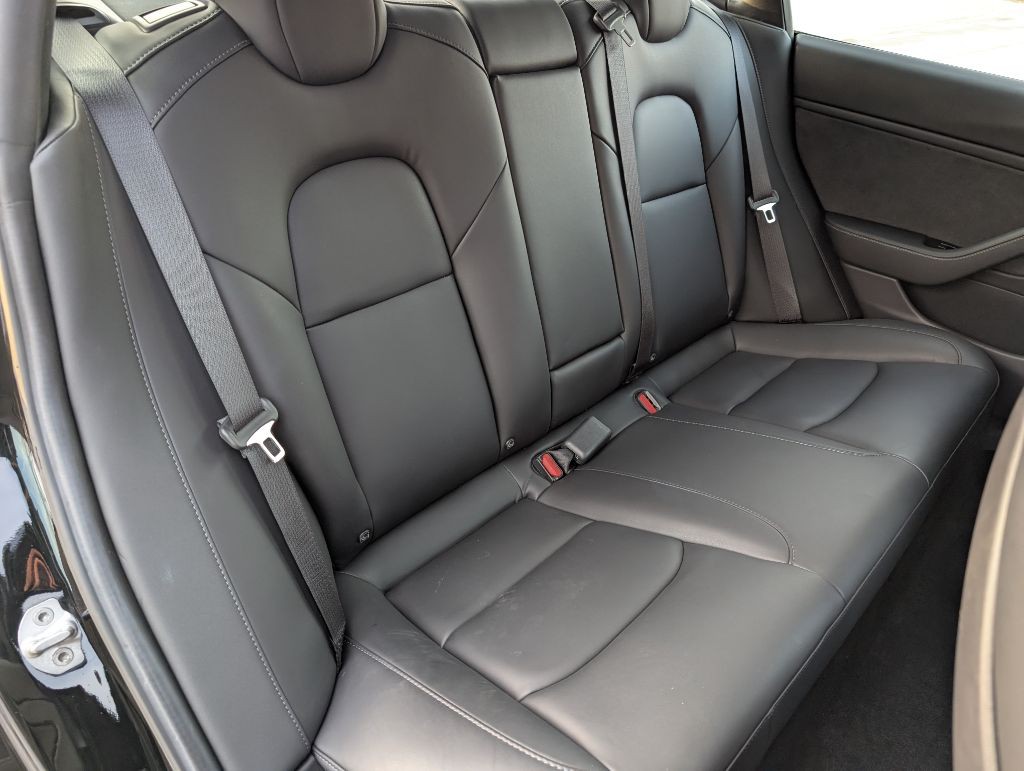 2019 Tesla Model 3 Image 25