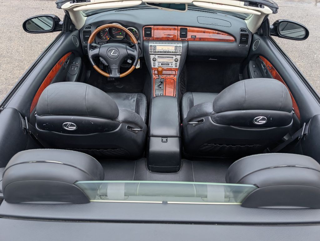 2002 Lexus SC 430 Image 16