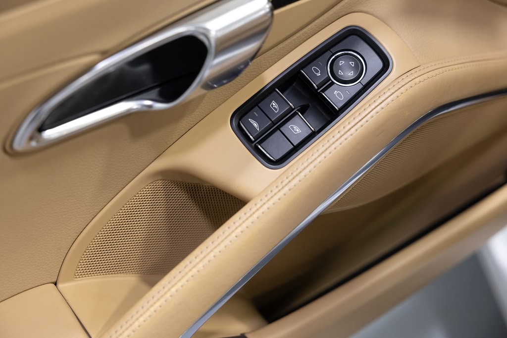 2013 Porsche 911 Image 23