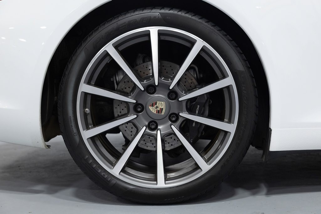 2013 Porsche 911 Image 63