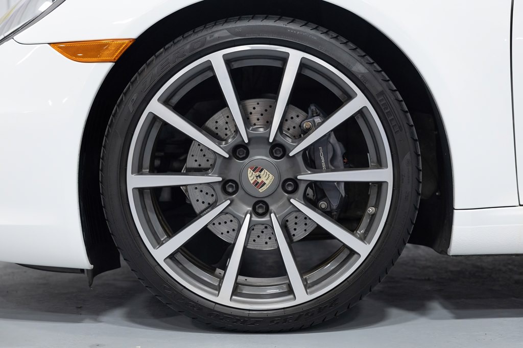 2013 Porsche 911 Image 65