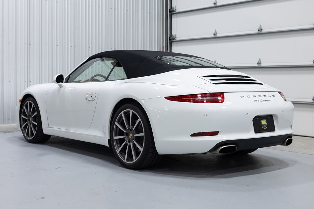 2013 Porsche 911 Image 74