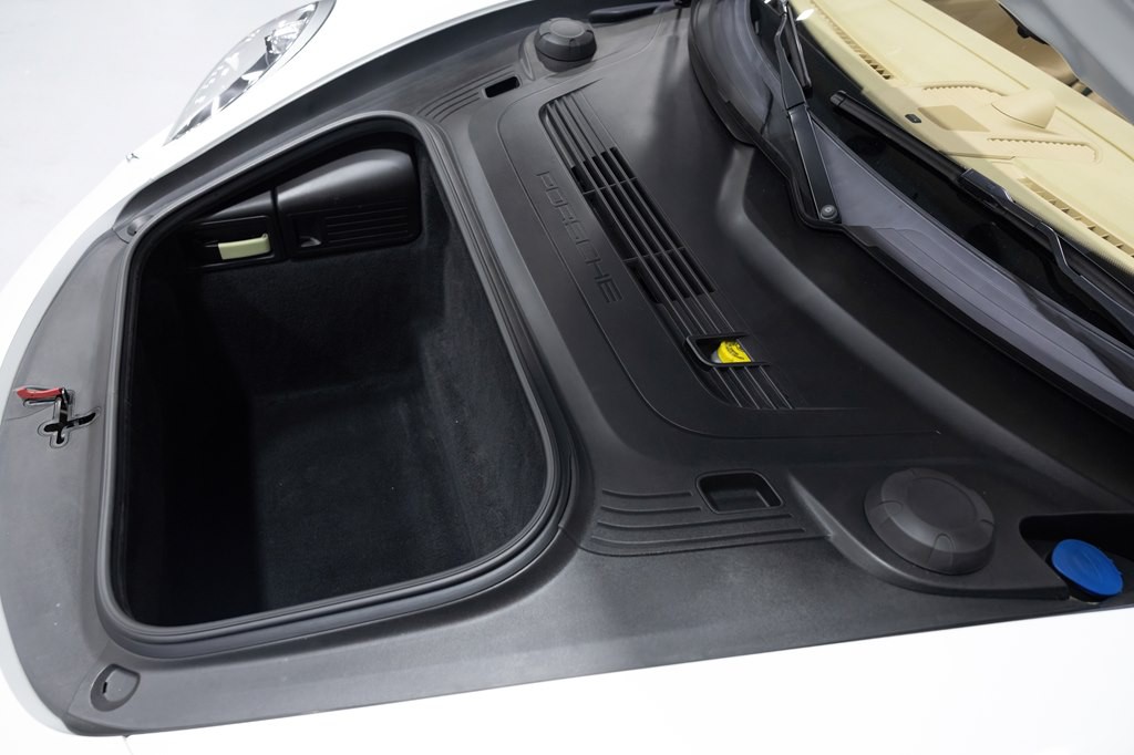2013 Porsche 911 Image 80