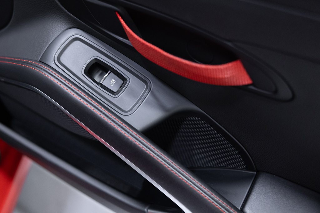 2018 Porsche 911 Image 24