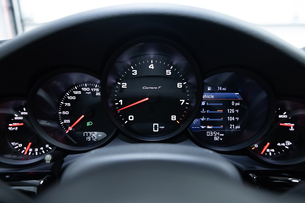 2018 Porsche 911 Image 36