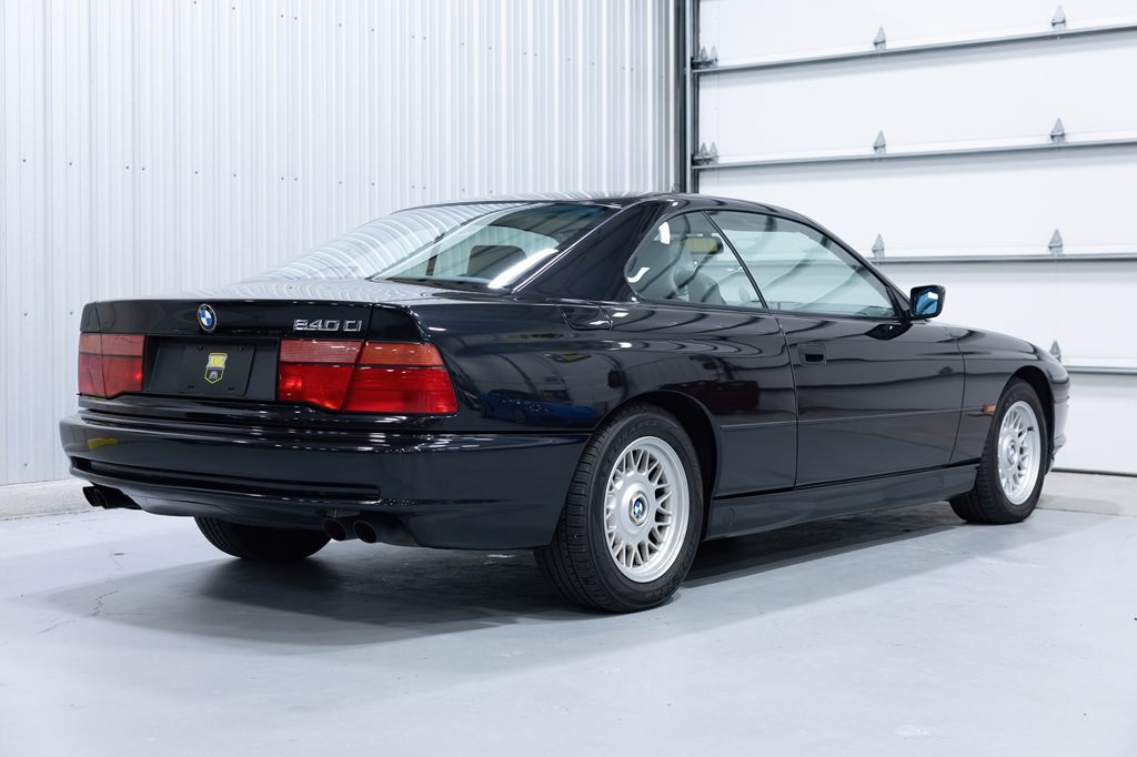 1997 BMW 8 Series Image 9