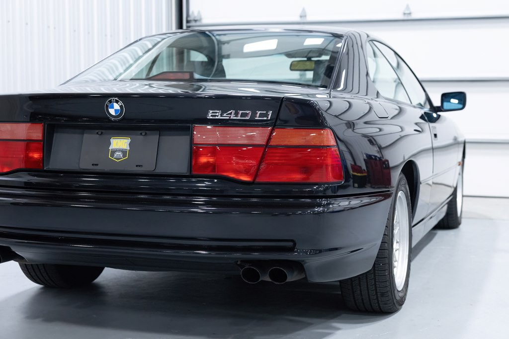 1997 BMW 8 Series Image 10