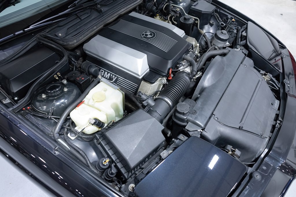 1997 BMW 8 Series Image 61