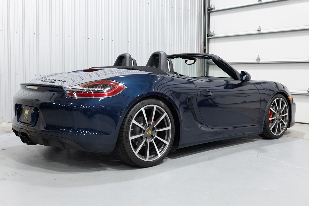 2015 Porsche Boxster Image 9