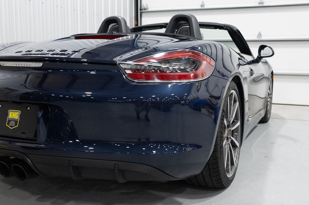 2015 Porsche Boxster Image 10