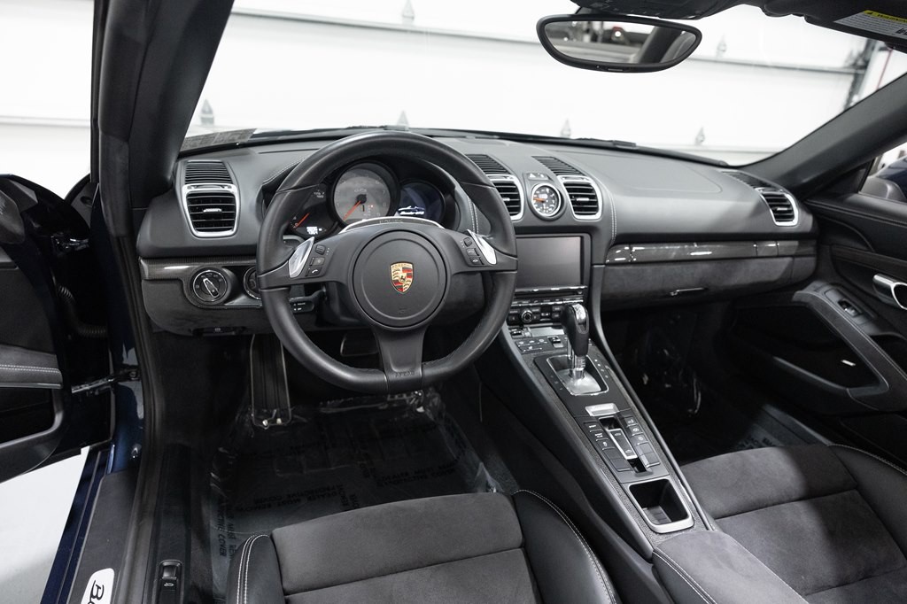 2015 Porsche Boxster Image 16