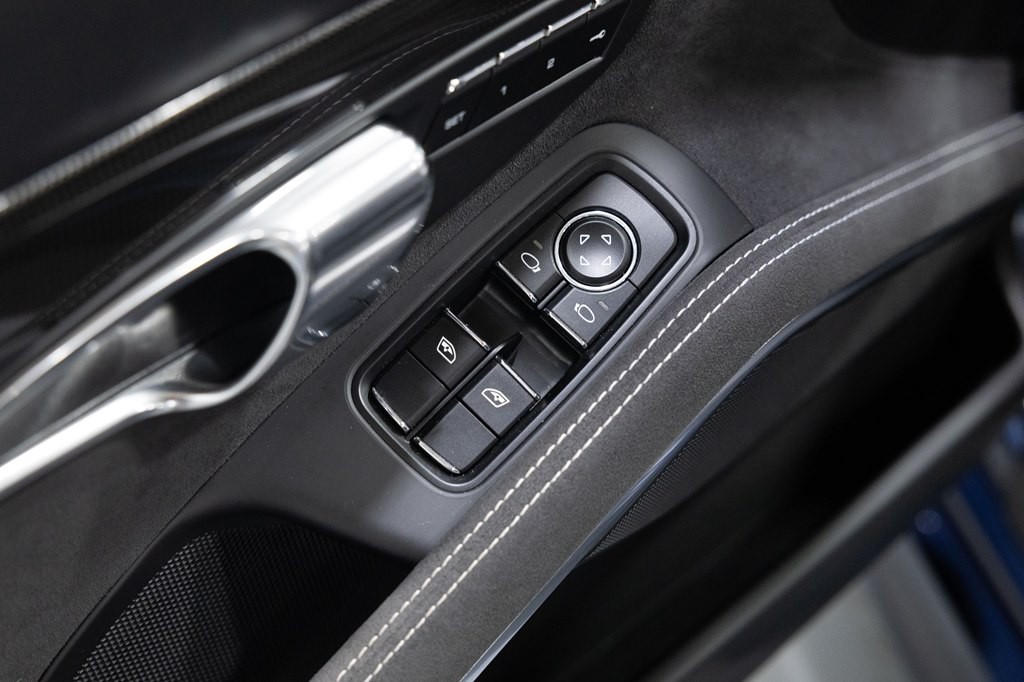 2015 Porsche Boxster Image 29