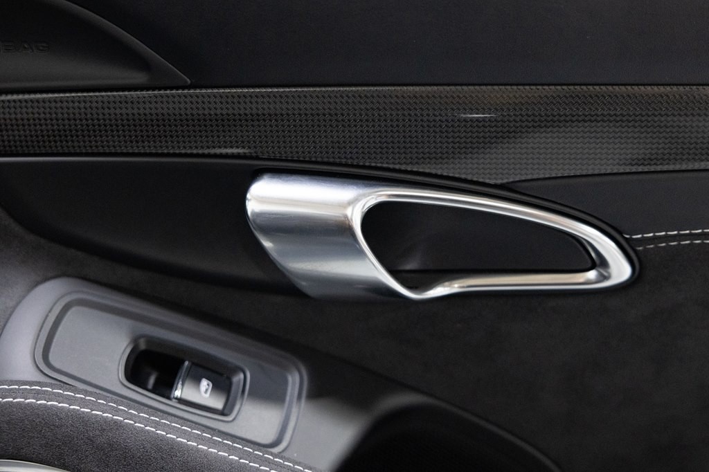 2015 Porsche Boxster Image 31