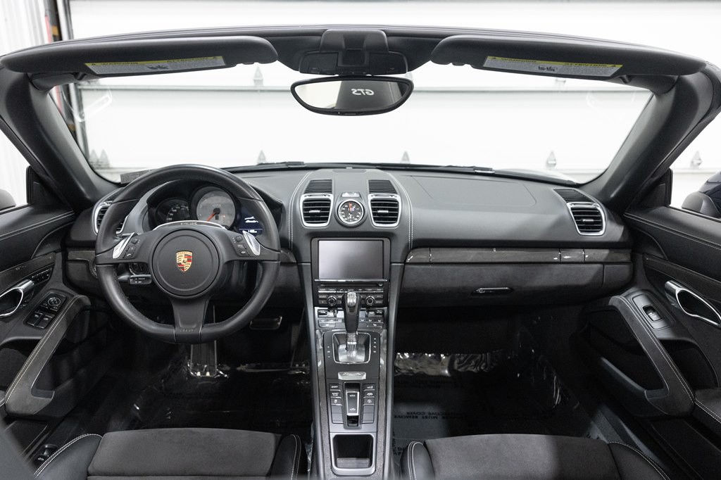 2015 Porsche Boxster Image 33