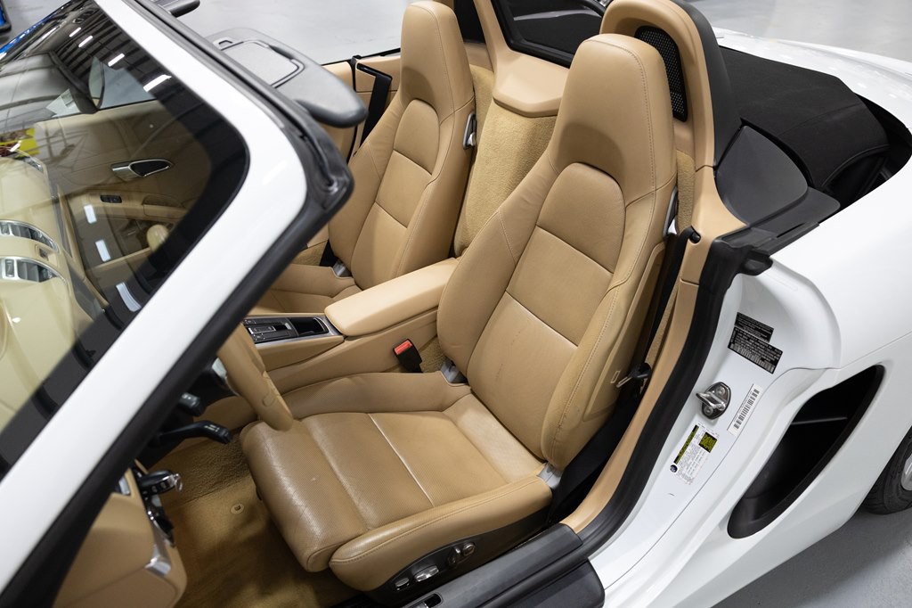 2013 Porsche Boxster Image 16