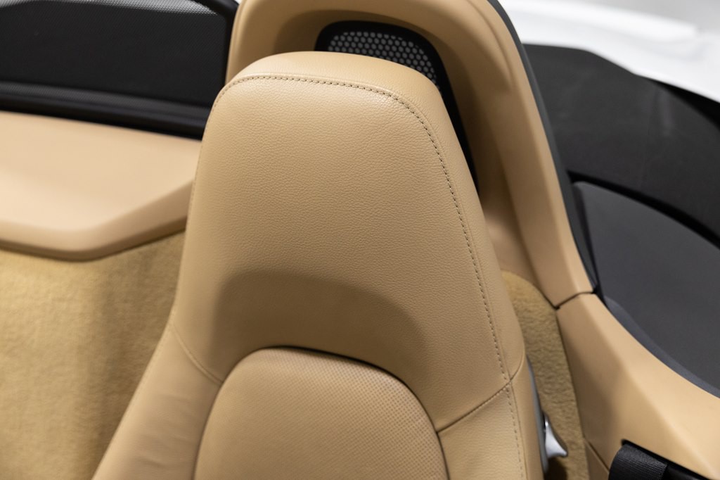 2013 Porsche Boxster Image 17