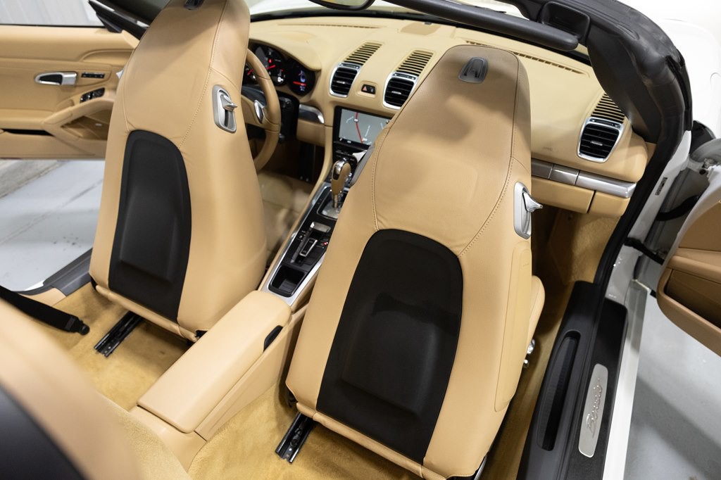 2013 Porsche Boxster Image 24