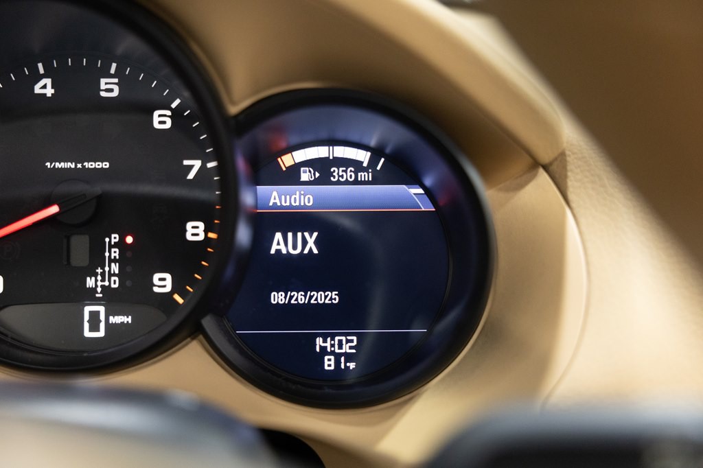 2013 Porsche Boxster Image 39