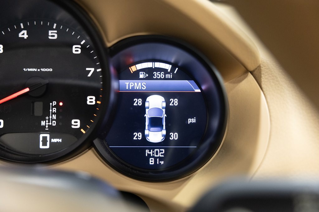 2013 Porsche Boxster Image 44