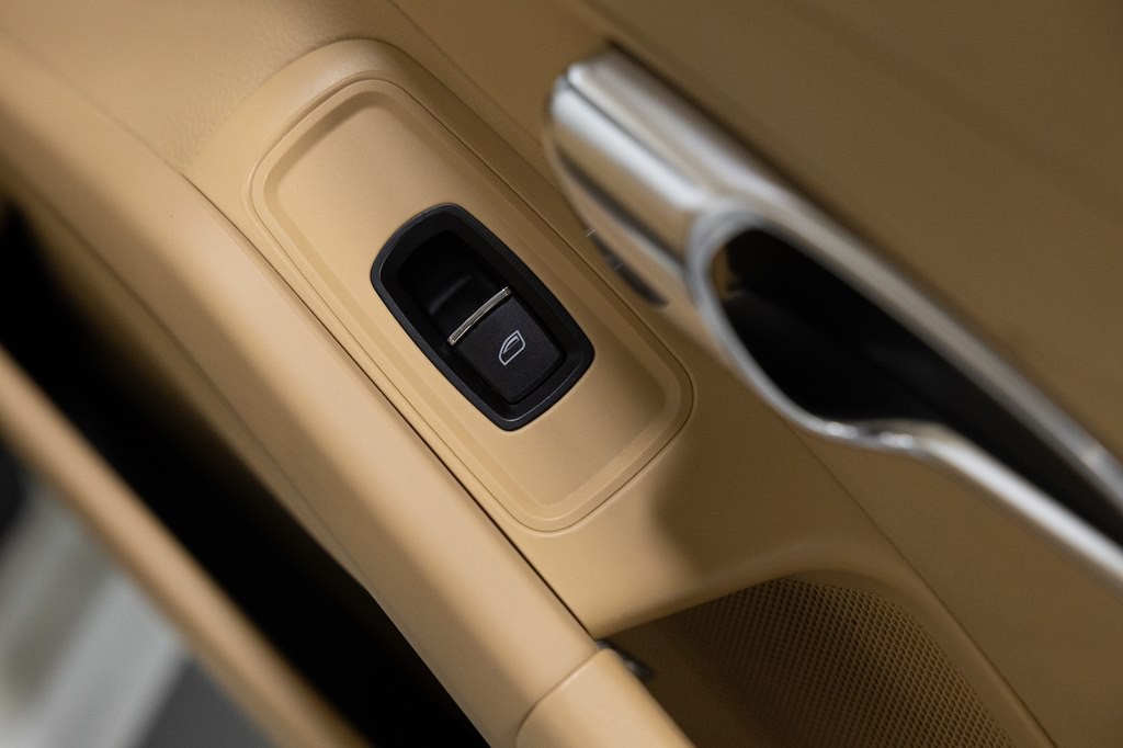 2013 Porsche Boxster Image 92