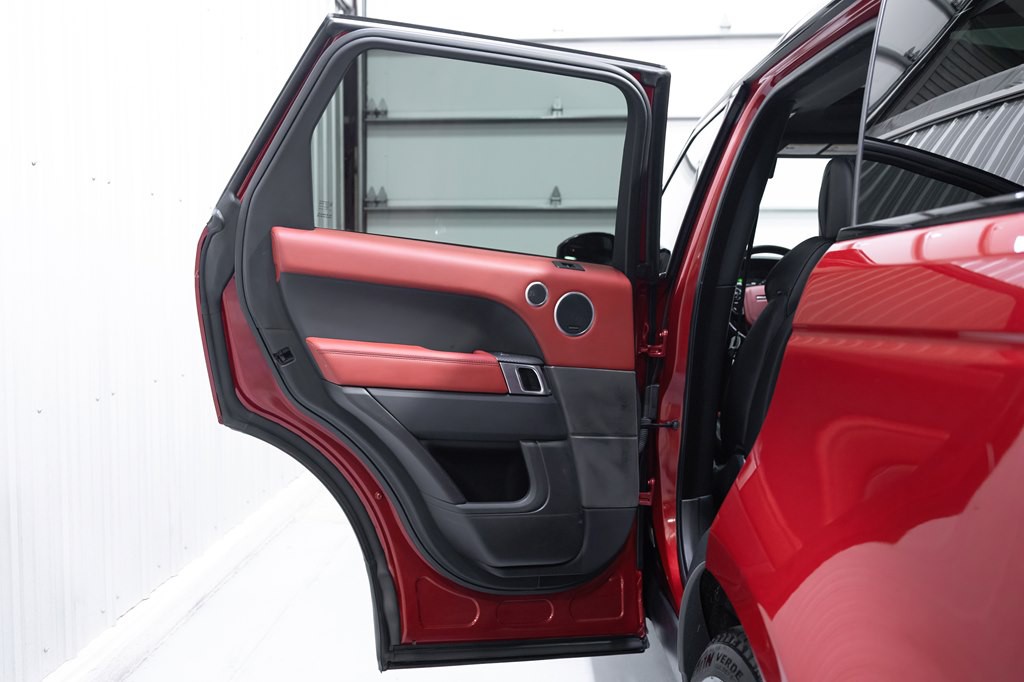 2014 Land Rover Range Rover Sport Image 32