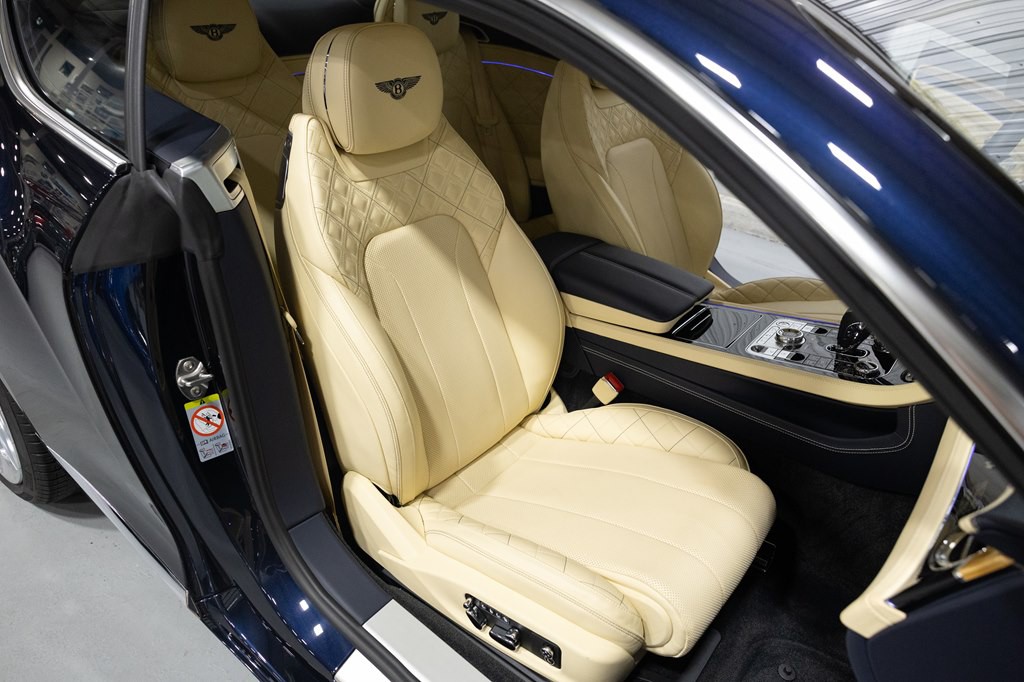2020 Bentley Continental Image 20
