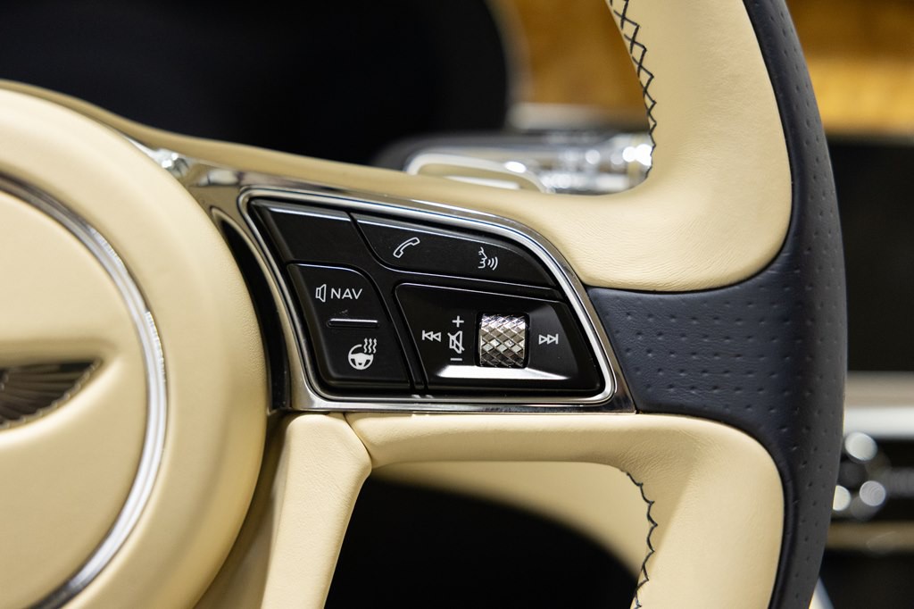 2020 Bentley Continental Image 37