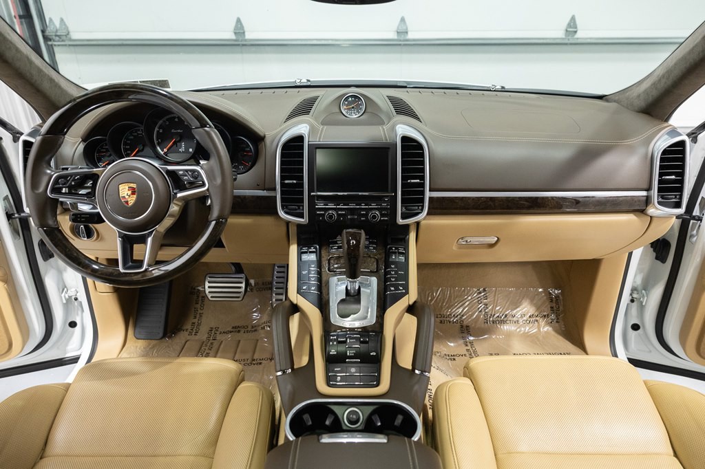 2015 Porsche Cayenne Image 5