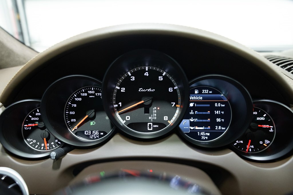 2015 Porsche Cayenne Image 27