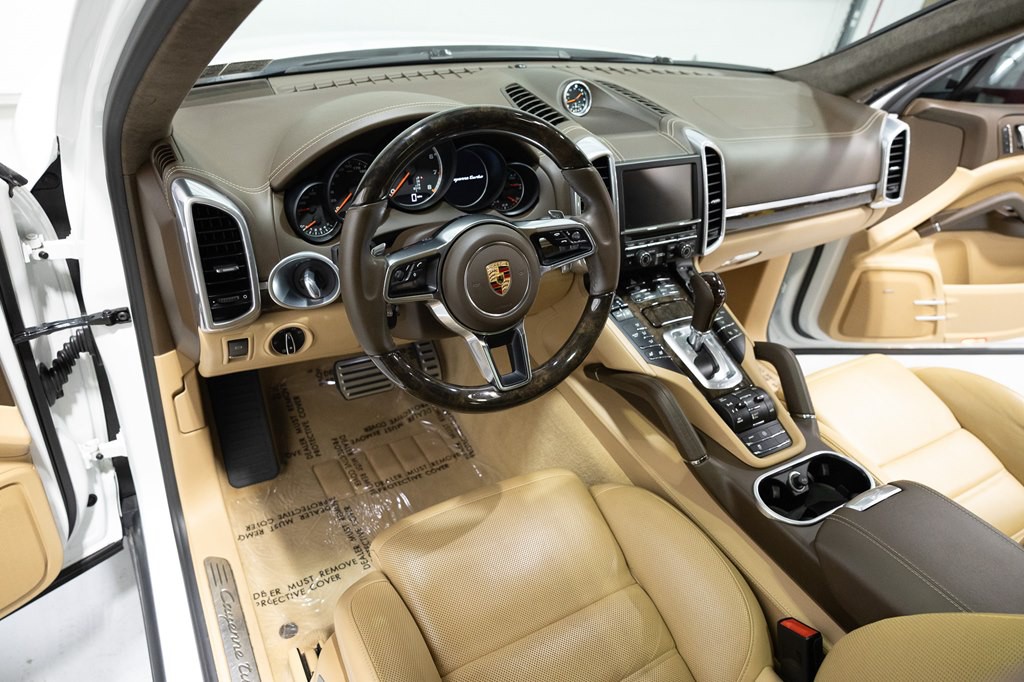 2015 Porsche Cayenne Image 29