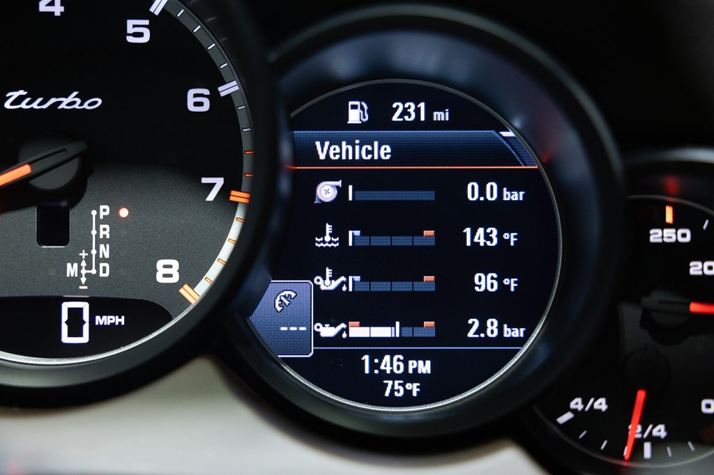 2015 Porsche Cayenne Image 31