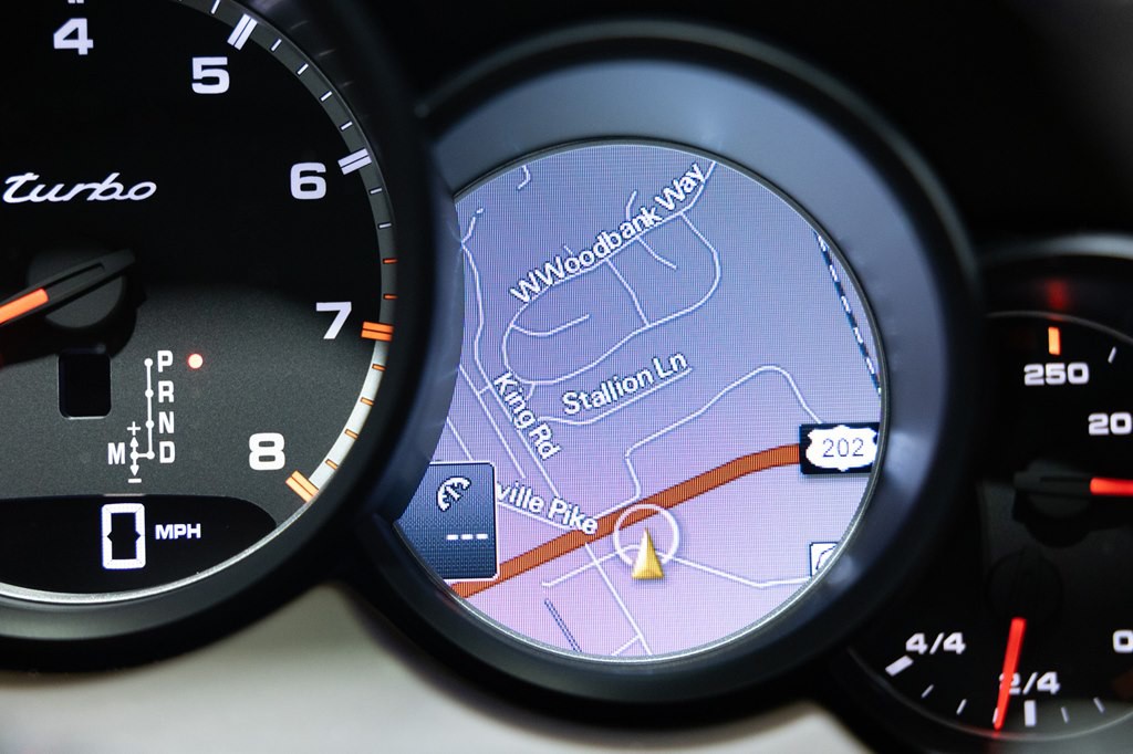 2015 Porsche Cayenne Image 37