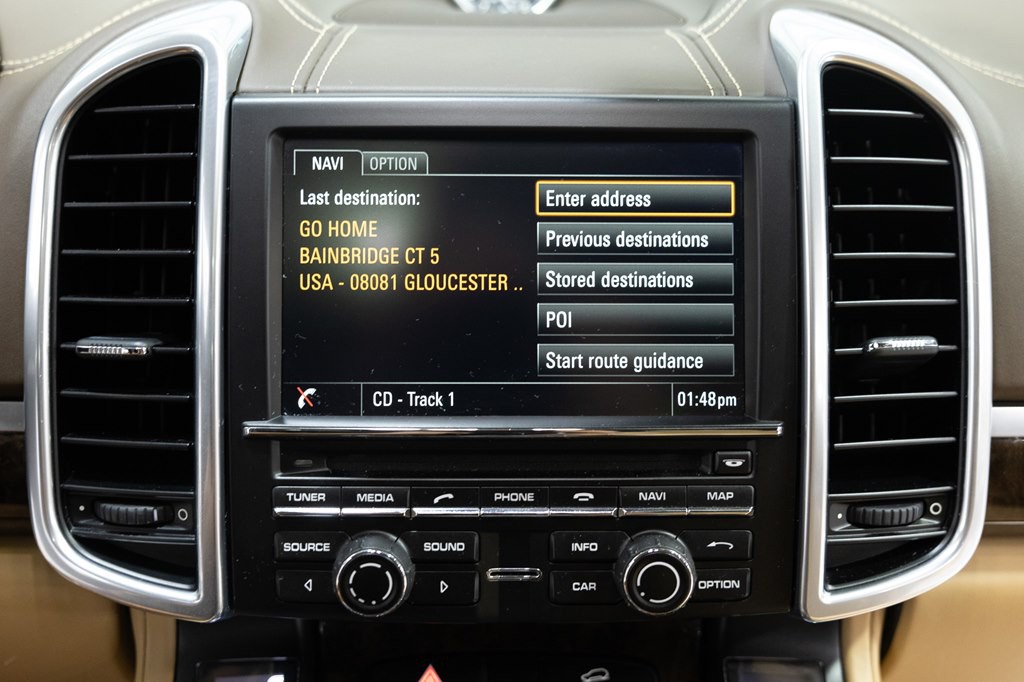 2015 Porsche Cayenne Image 53
