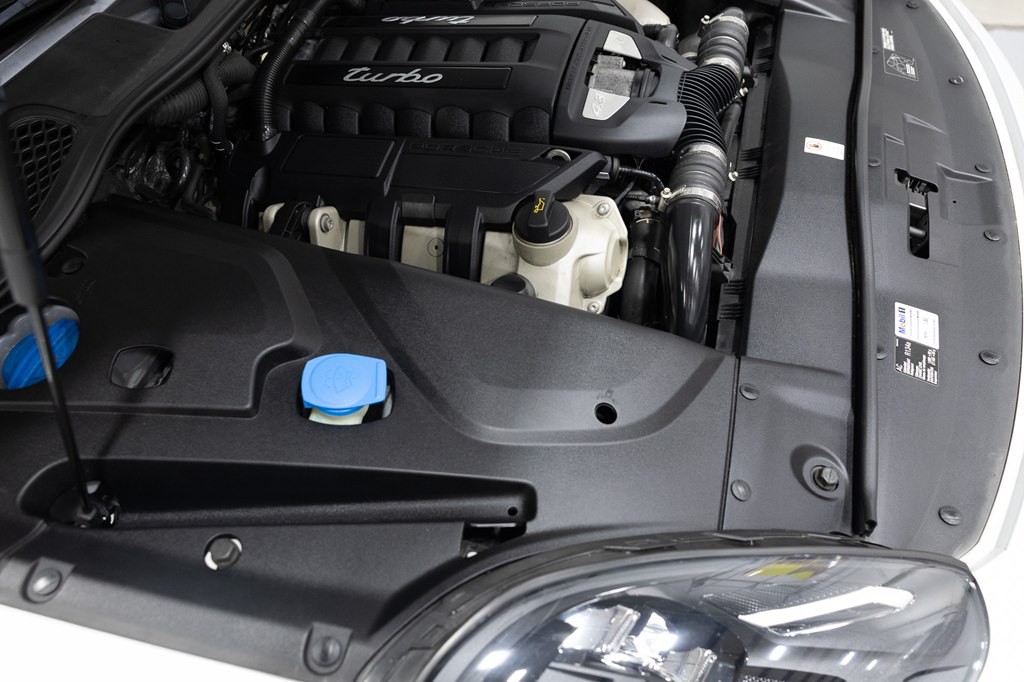 2015 Porsche Cayenne Image 74