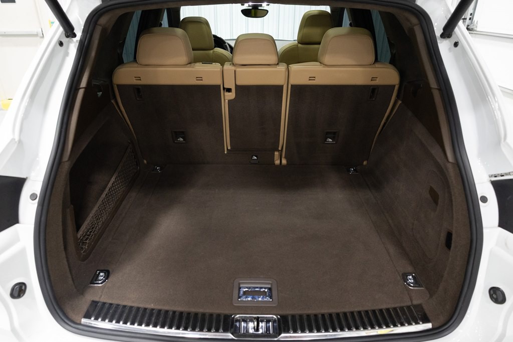 2015 Porsche Cayenne Image 77